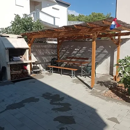 Apartment Japa *
