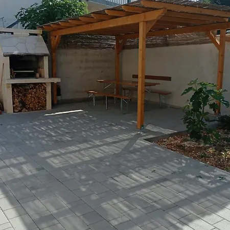 Apartament Japa