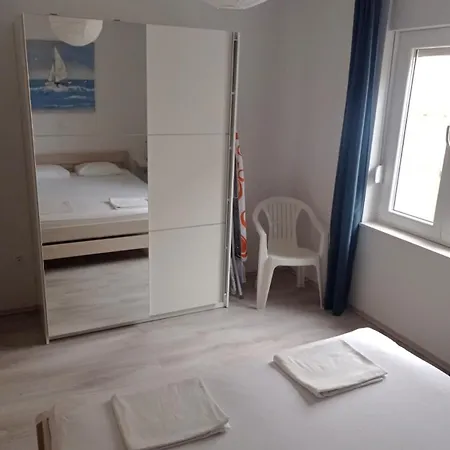 Japa Appartement Vrsi