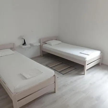 Japa Apartment *
