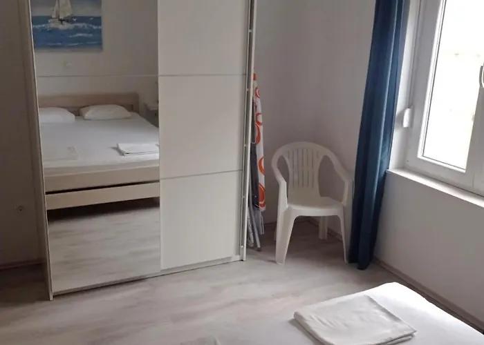 Japa Apartman Vrsi